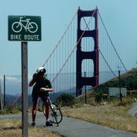 Schlußpunkt und Höhepunkt: Die letzten Meter der Radtour über die Golden-Gate-Brücke sind ein großartiges Finale.  Foto: Schellbach