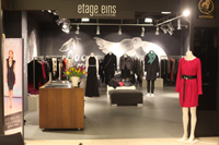 Pop-up-Store im Alsterhaus: Warenpräsentation wie in einer Boutique. (Bild: Etage Eins)